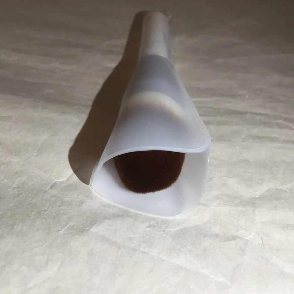 La Mer foundation brush Authentic